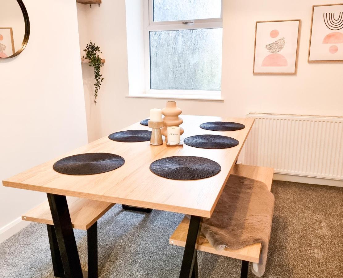 Spacious 3-Bed Near The City Centre Суонси Экстерьер фото